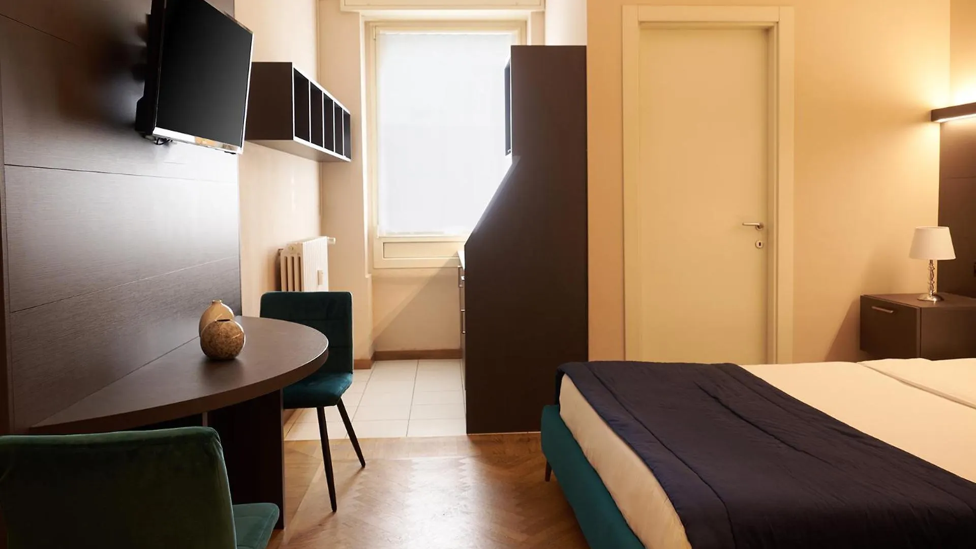 Milan Retreats Duomo Daire